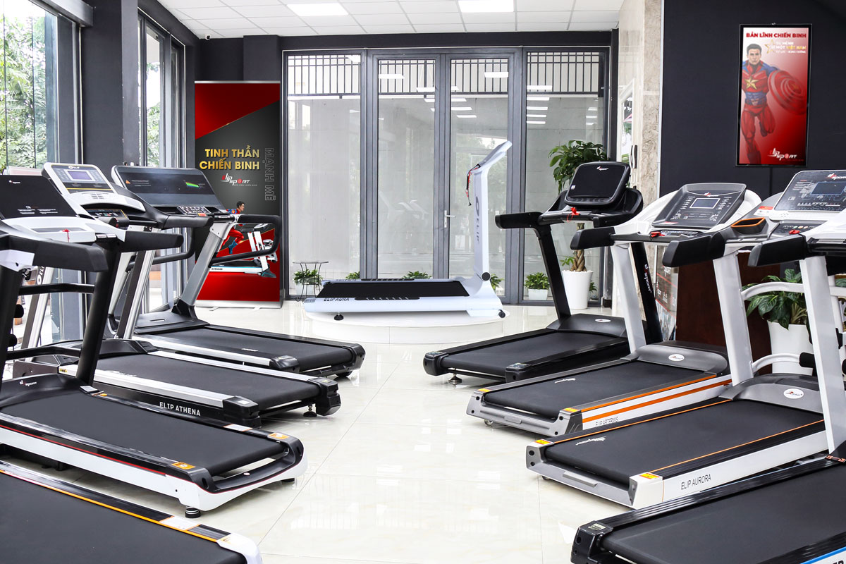 Cửa h&agrave;ng dụng cụ thể dục TP Thanh Ho&aacute;