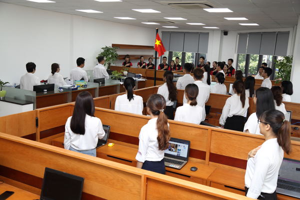 Lễ chào cờ tại công ty Jun8863 tải ứng dụng