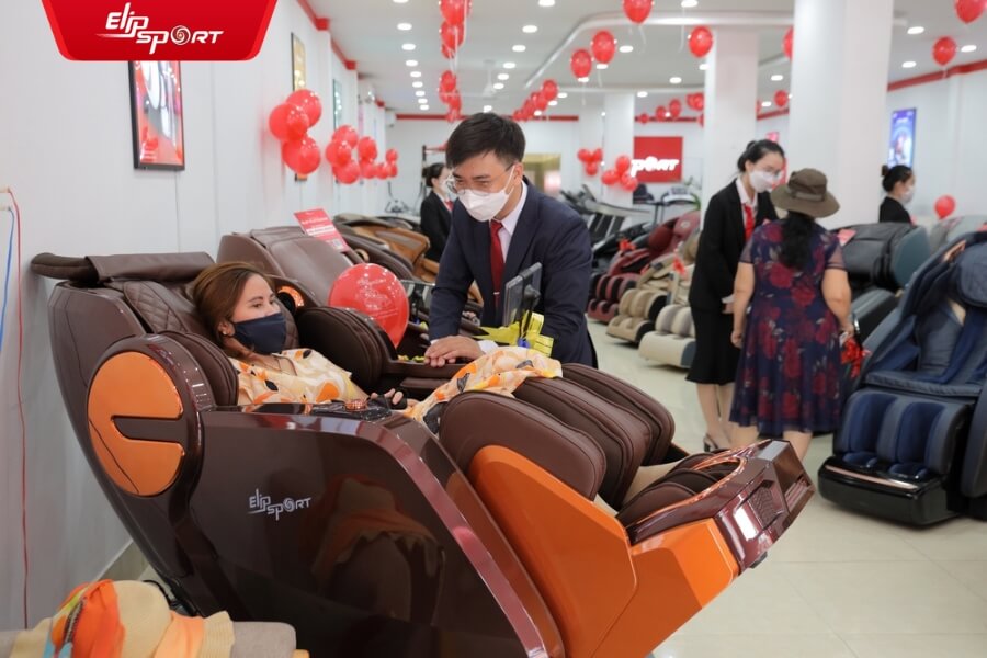 nhân viên tư vấn khách hàng Jun888 com ưu đãi hấp dẫn sóc trăng