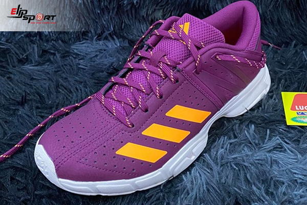 Những Mẫu Gi&agrave;y Cầu L&ocirc;ng Adidas Đẹp Nhất Năm 2020