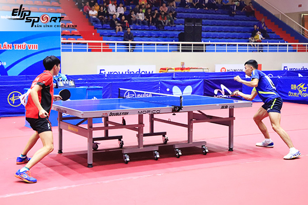 b&oacute;ng b&agrave;n Hồ Ch&iacute; Minh