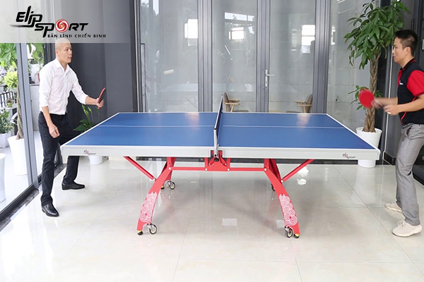 địa chỉ chơi b&oacute;ng b&agrave;n H&agrave; Nội