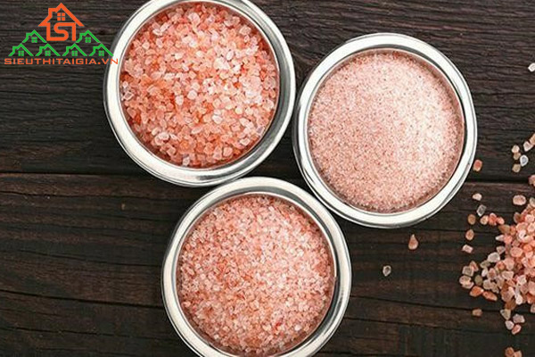 c&aacute;ch sử dụng đ&aacute; muối massage ch&acirc;n