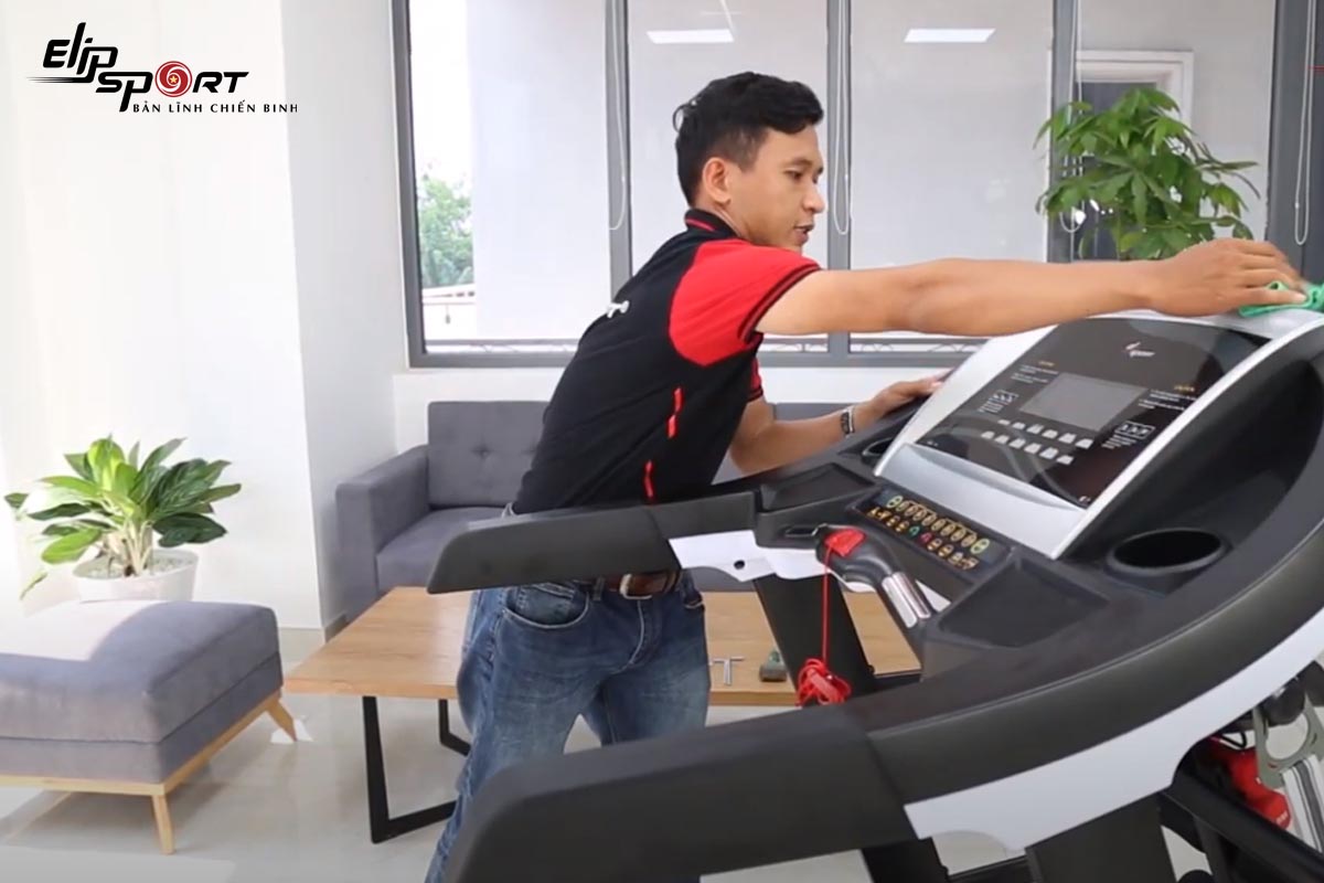 vệ sinh máy chạy bộ điện 
