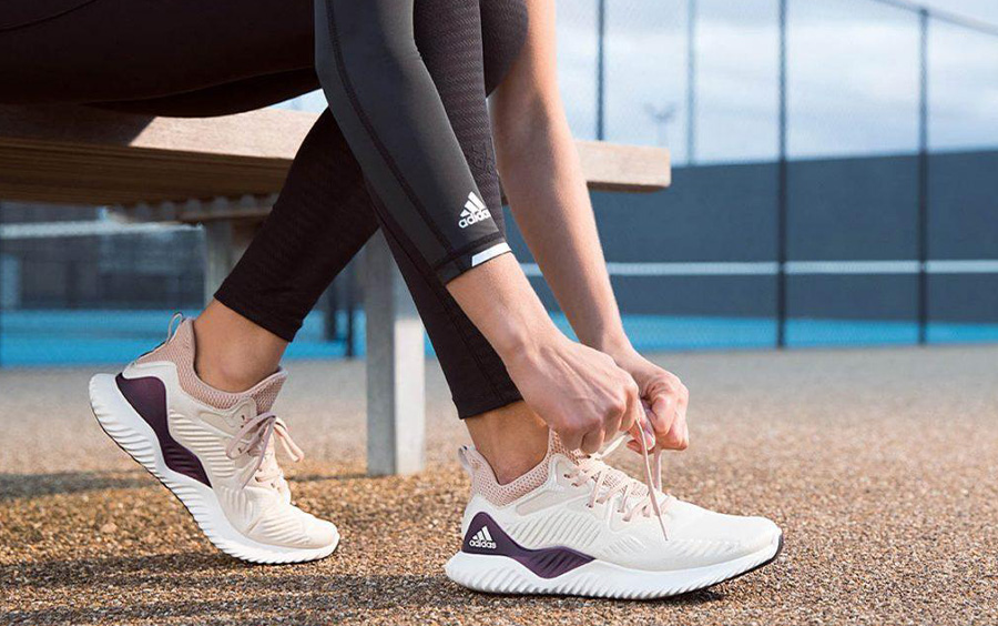 chạy bộ hay tập gym giảm cân tốt hơn