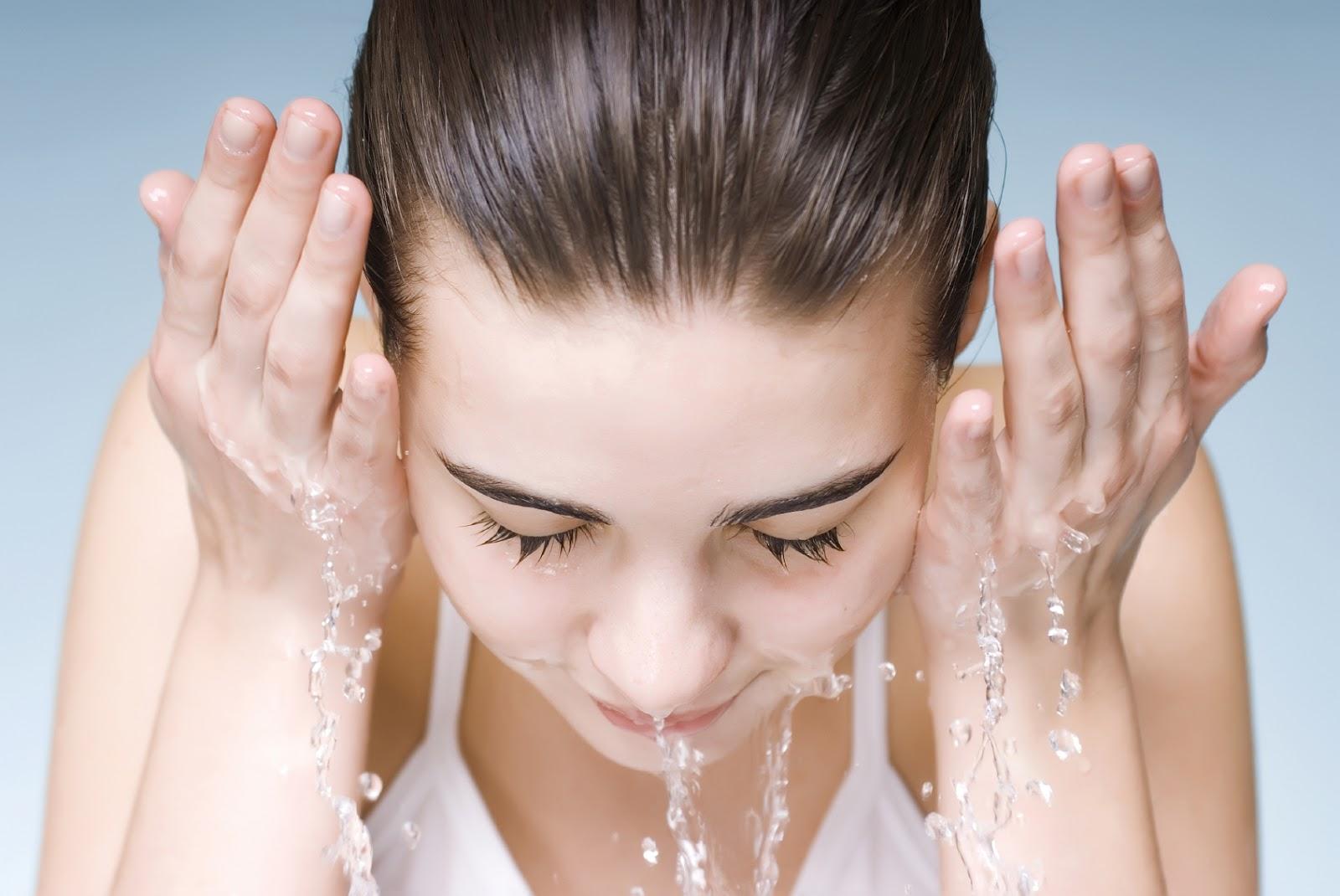 massage mặt thon gọn