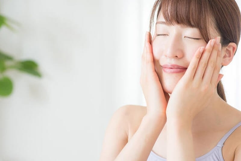 massage mặt thon gọn