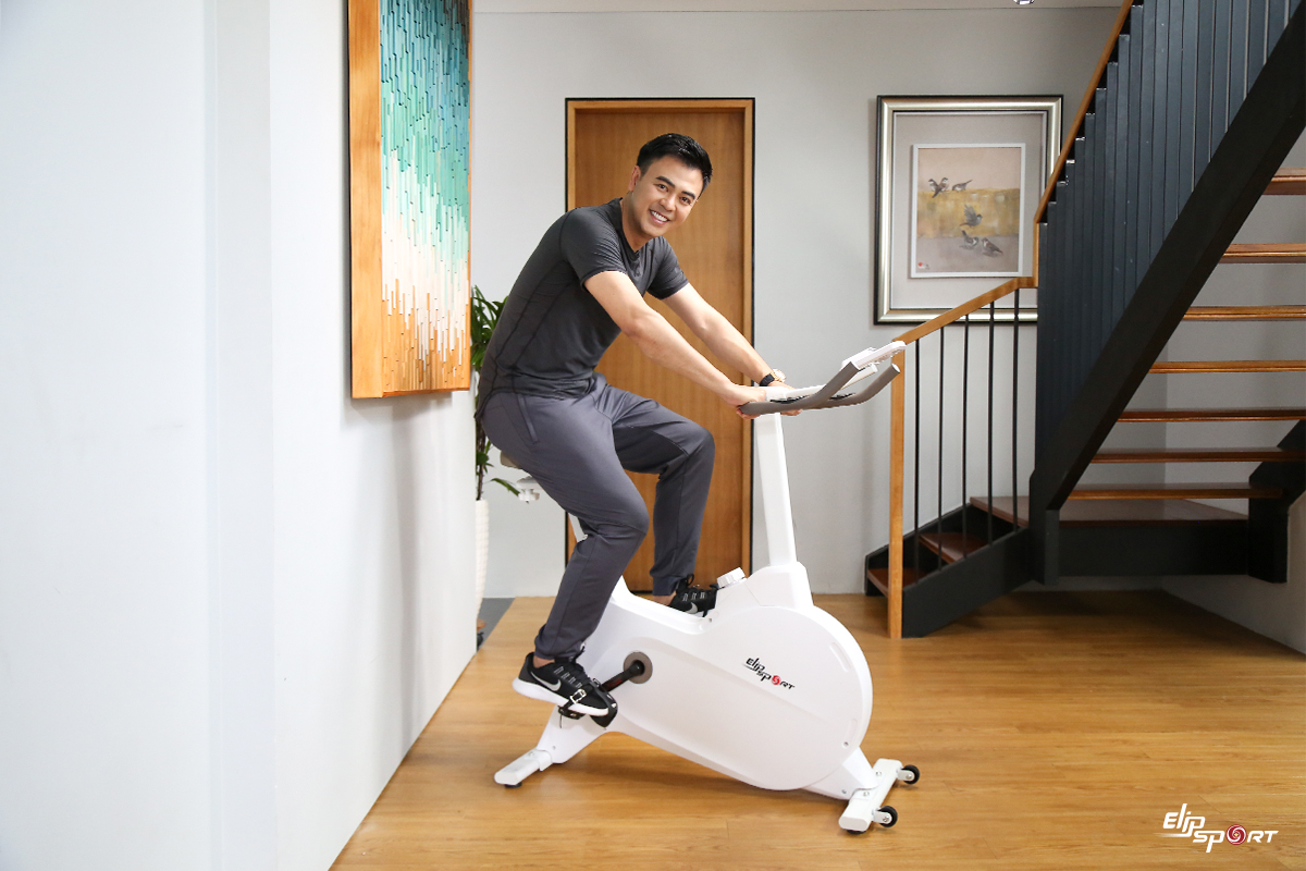 Mẹo Ngồi Tr&ecirc;n Xe Đạp Tập Thoải M&aacute;i