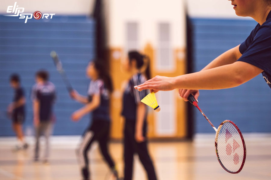 Vợt cầu l&ocirc;ng Yonex được nhiều cầu thủ chuy&ecirc;n nghiệp sử dụng