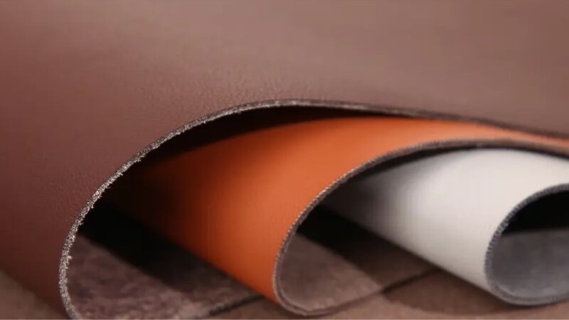 Gi&aacute; th&agrave;nh a Microfiber rẻ hơn da thật