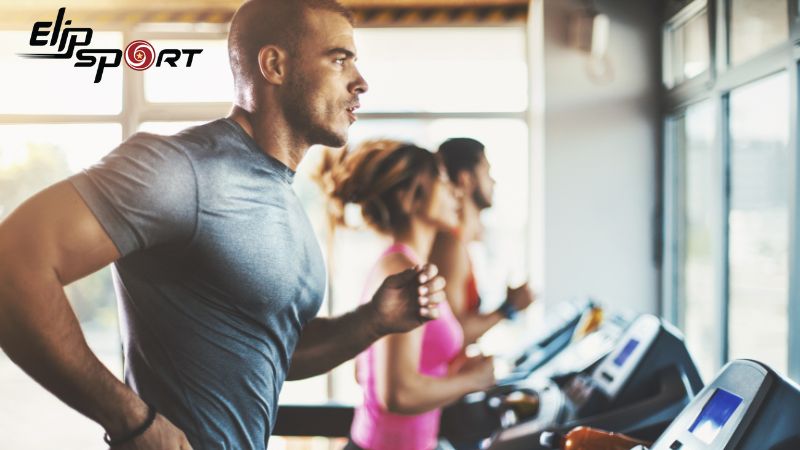 Chạy nước r&uacute;t l&agrave; b&agrave;i tập rất tiện lợi cho những người bận rộn