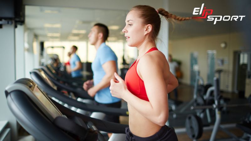 N&ecirc;n thực hiện c&aacute;c b&agrave;i tập chạy nước r&uacute;t 3 lần/tuần