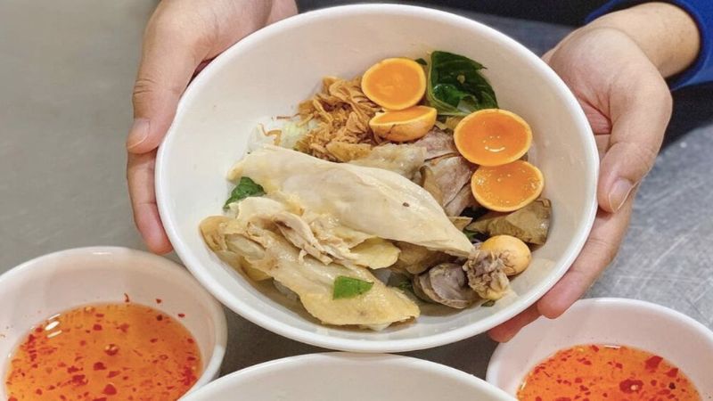 B&aacute;nh ướt l&ograve;ng g&agrave;