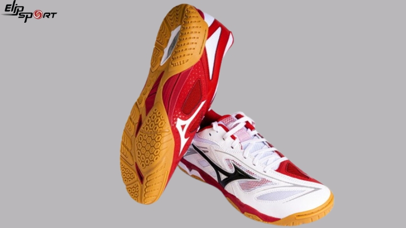 Gi&agrave;y chơi b&oacute;ng b&agrave;n Mizuno Wave Medal 6