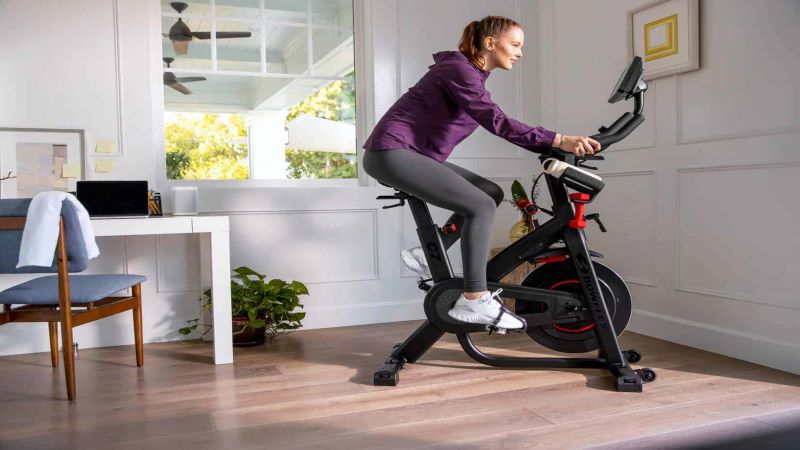 Xe đạp tập thể dục thẳng đứng