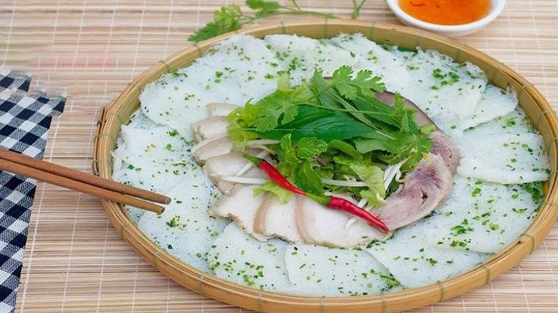 B&aacute;nh hỏi với thịt luộc l&agrave; m&oacute;n ăn đơn giản nhưng rất hấp dẫn