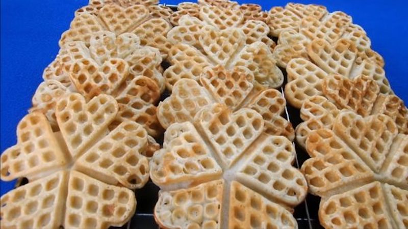 H&atilde;y lưu &yacute; đến lượng đường trong b&aacute;nh kẹp, v&igrave; đ&acirc;y thường l&agrave; nguồn calo ch&iacute;nh