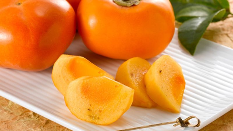 Hồng gi&ograve;n chứa nhiều chất dinh dưỡng c&oacute; lợi cho sức khỏe