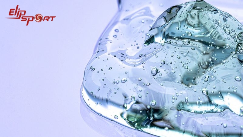 Hạn chế việc sử dụng c&aacute;c sản phẩm chứa silicone để duy tr&igrave; sức khỏe v&agrave; vẻ đẹp tự nhi&ecirc;n của t&oacute;c