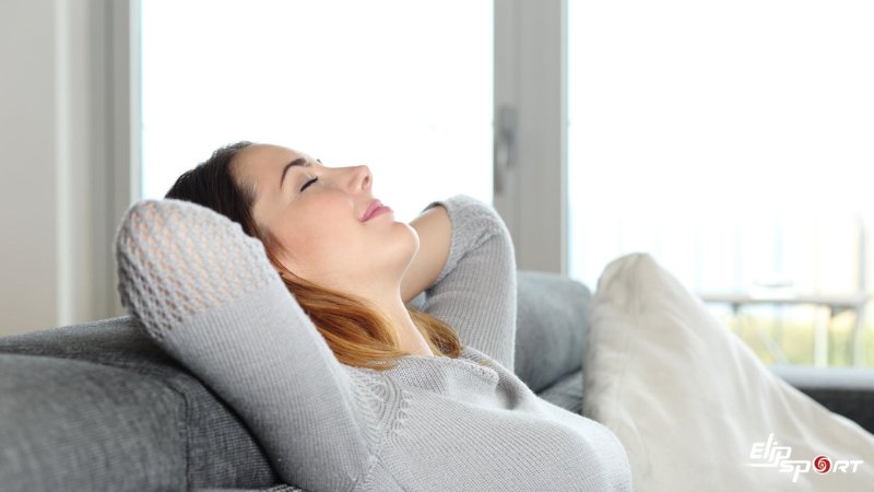 Massage gi&uacute;p t&acirc;m trạng trở n&ecirc;n vui vẻ