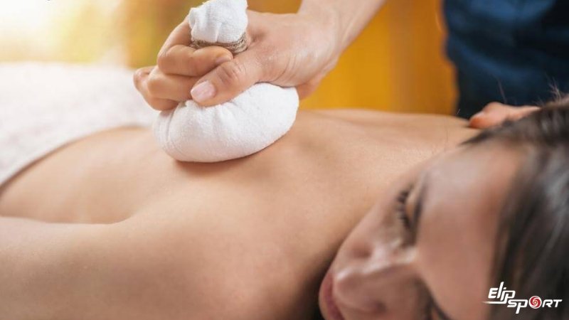 Chườm t&uacute;i thảo dược