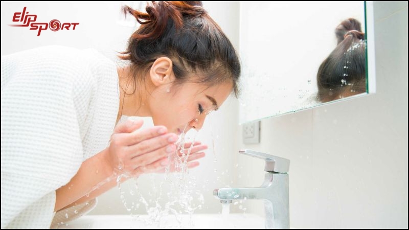 N&ecirc;n lựa chọn sản phẩm c&oacute; độ pH chuẩn bằng với l&agrave;n da của bạn (từ 5.0 - 5.5)