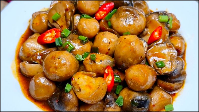 Nấm rơm l&agrave; một loại m&oacute;n ăn hết sức c&oacute; lợi cho sức khoẻ