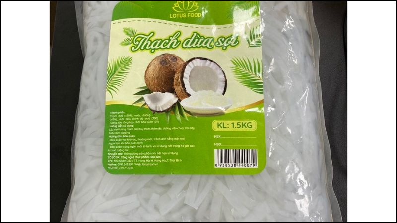 Thạch dừa, được tạo ra từ qu&aacute; tr&igrave;nh l&ecirc;n men của vi khuẩn Acetobacter Xylinum