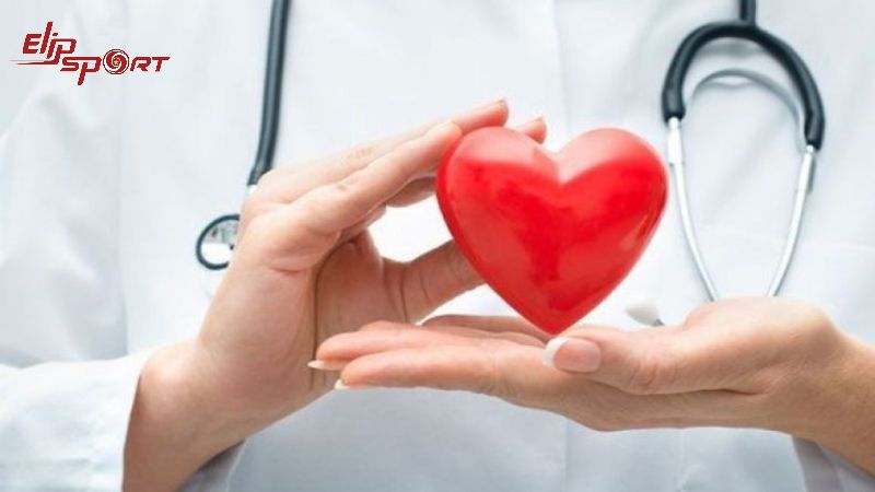 Nho kh&ocirc; c&oacute; thể cung cấp c&aacute;c chất dinh dưỡng hỗ trợ l&agrave;m giảm huyết &aacute;p