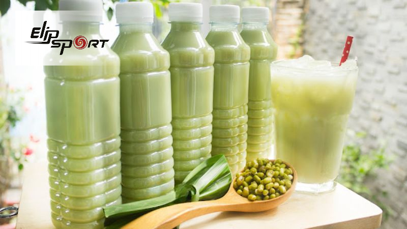 Uống sữa đậu xanh hỗ trợ qu&aacute; tr&igrave;nh giảm c&acirc;n