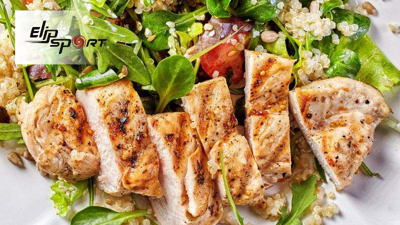 M&oacute;n salad ức g&agrave; nướng cực hấp dẫn
