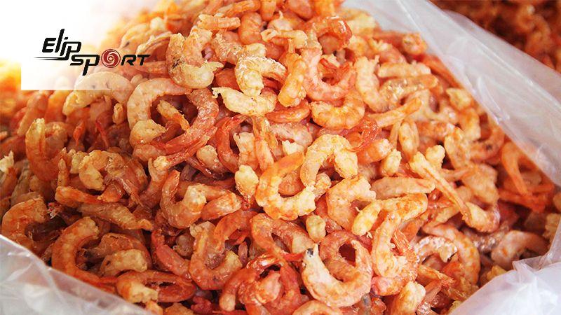 Trong 100g t&ocirc;m kh&ocirc; c&oacute; chứa khoảng 269 calo