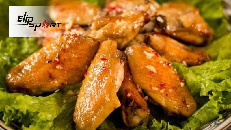 M&oacute;n c&aacute;nh g&agrave; chi&ecirc;n nước mắm đầy quen thuộc