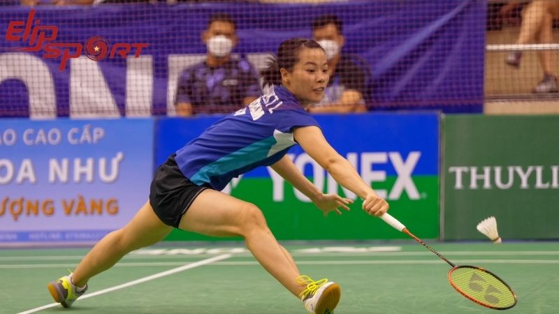 Vợt cầu l&ocirc;ng nhẹ đầu rất ph&ugrave; hợp trong đ&aacute;nh đ&ocirc;i