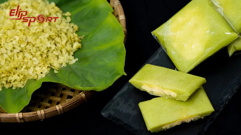 B&aacute;nh cốm chứa nhiều carbonhydrat, chất b&eacute;o v&agrave; đường
