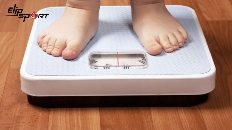 Protein trong trứng luộc gi&uacute;p tăng cường qu&aacute; tr&igrave;nh trao đổi chất, đốt ch&aacute;y calo v&agrave; duy tr&igrave; c&acirc;n nặng