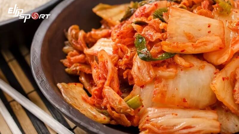 Kim chi c&oacute; lợi &iacute;ch cho việc giảm c&acirc;n v&igrave; n&oacute; thường c&oacute; lượng calo thấp