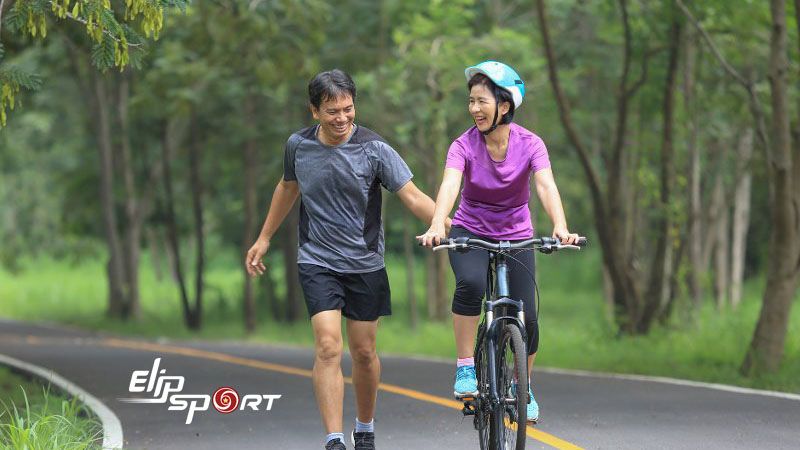 Hormone hạnh ph&uacute;c endorphin được sản xuất nhờ đạp xe đạp.