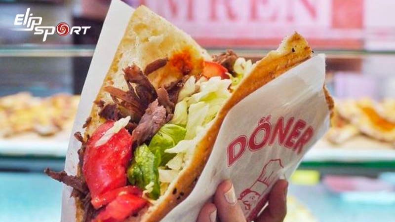 B&aacute;nh m&igrave; Kebab hay c&ograve;n gọi l&agrave; b&aacute;nh m&igrave; Thổ Nhĩ Kỳ c&oacute; t&ecirc;n đầy đủ l&agrave; Doner Kebab