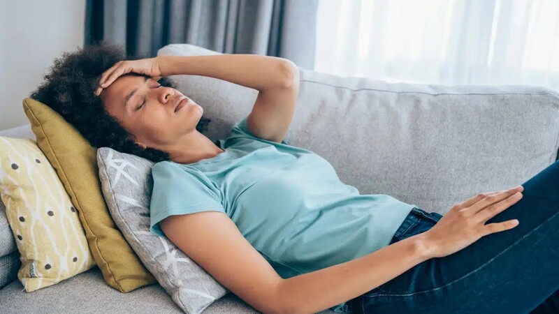 Đau đầu do tuổi t&aacute;c
