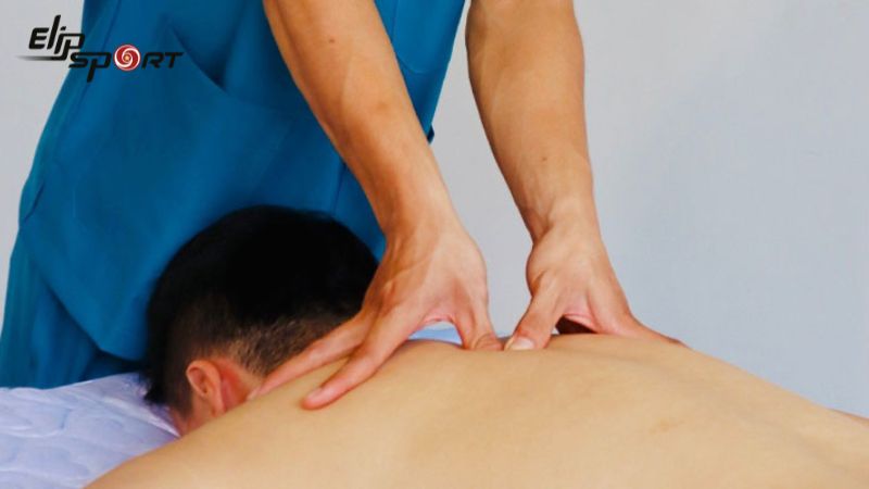 Massage thể thao l&agrave; một h&igrave;nh thức trị liệu cho những người thường xuy&ecirc;n tham gia c&aacute;c hoạt động thể thao