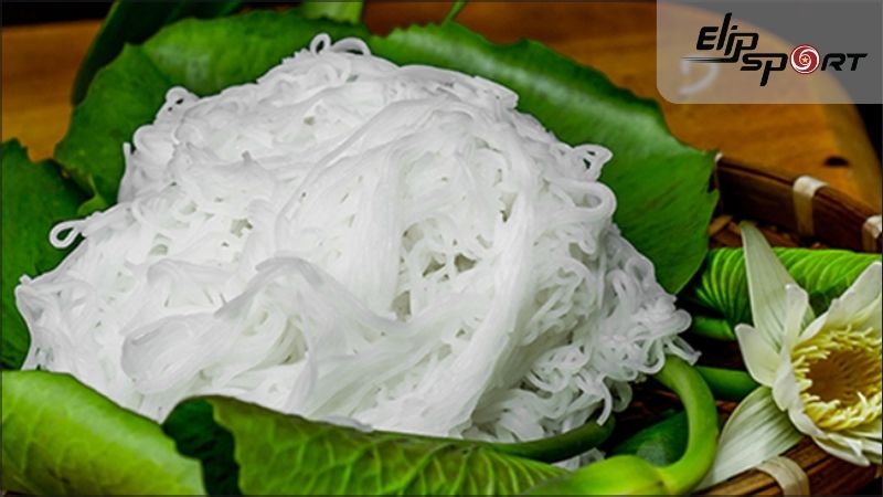 Bạn n&ecirc;n ăn b&uacute;n kết hợp với tập thể dục v&agrave; nghỉ ngơi hợp l&yacute;