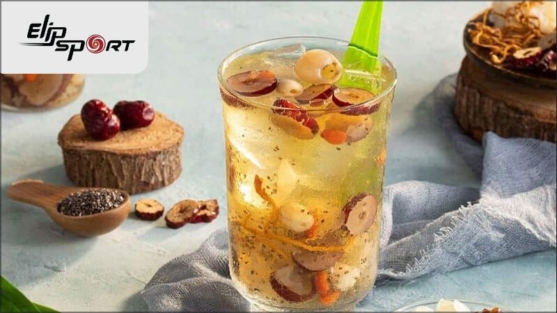 Một ly ch&egrave; dưỡng nhan chứa khoảng 100 calo