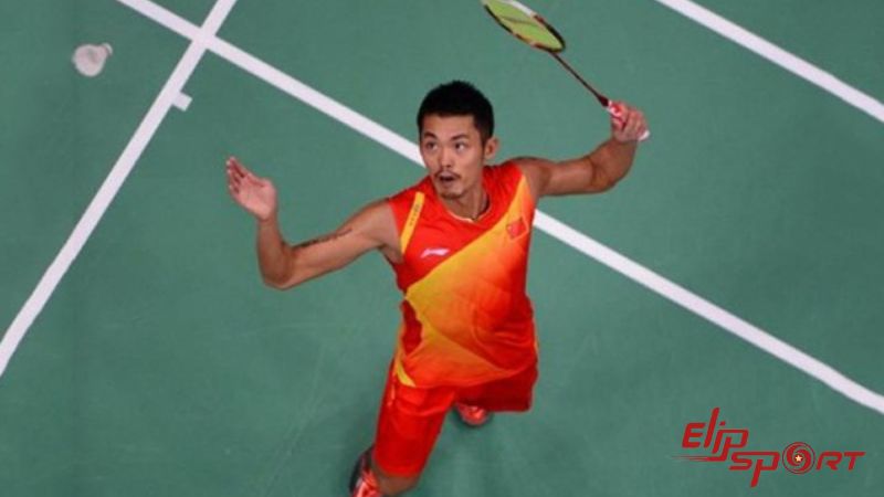 Trong cầu l&ocirc;ng, quả treo cầu đ&ocirc;i khi trở th&agrave;nh một pha đ&aacute;nh đầy kh&oacute; chịu