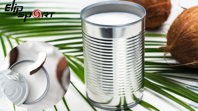Nước cốt dừa đ&oacute;ng hộp cung cấp khoảng 147 calo/100ml