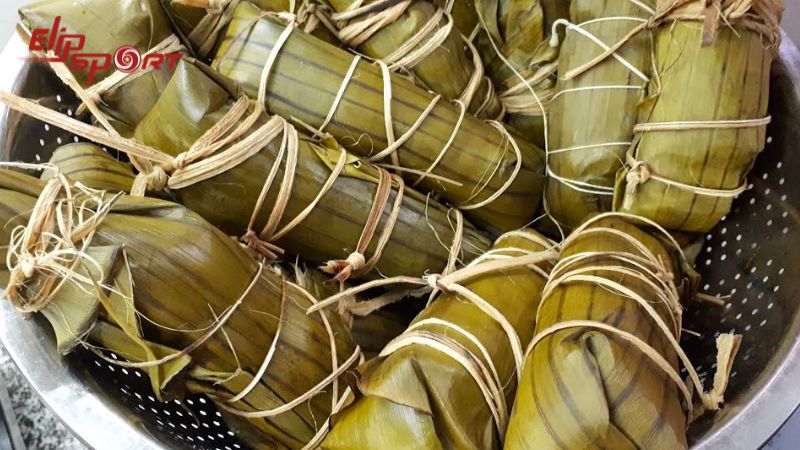 B&aacute;nh khoai sọ nh&acirc;n đậu xanh c&oacute; trọng lượng 200g sẽ chứa khoảng 396 calo