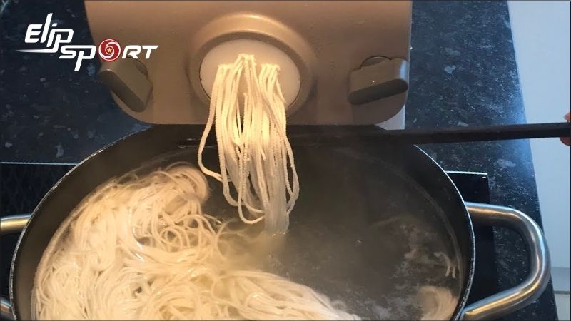 Nếu bạn ngại b&uacute;n tươi b&ecirc;n ngo&agrave;i kh&ocirc;ng đảm bảo an to&agrave;n th&igrave; c&oacute; thể xem c&aacute;ch l&agrave;m b&uacute;n tươi tại nh&agrave;