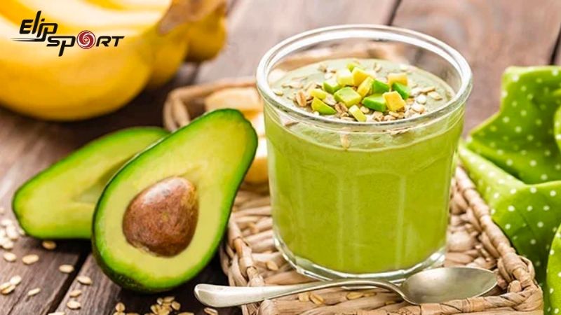 Quả bơ l&agrave; một trong những loại tr&aacute;i c&acirc;y gi&agrave;u chất b&eacute;o