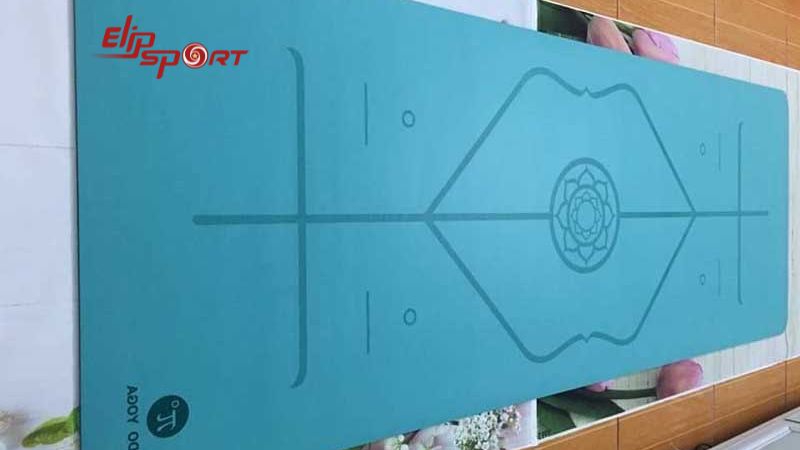Lựa chọn thảm c&oacute; đường kẻ định tuyến