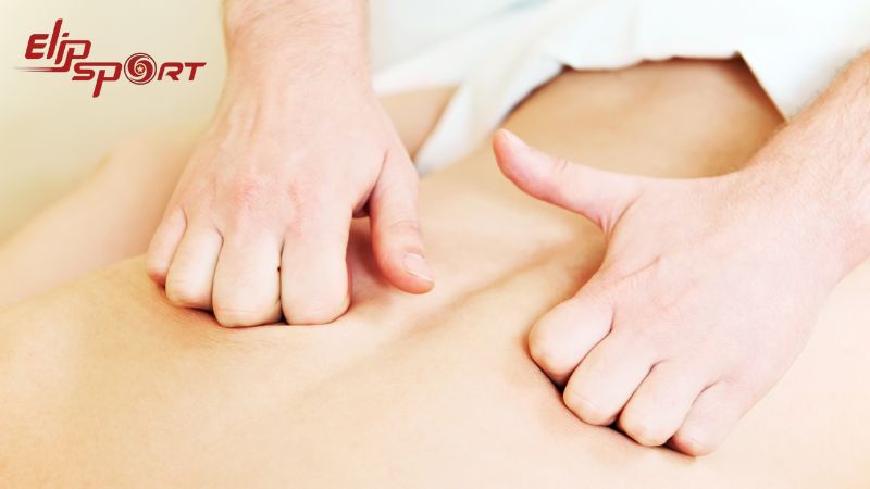 Friction l&agrave; một kỹ thuật trong massage Thụy Điển được sử dụng để giảm đau v&agrave; l&agrave;m dịu cơ bắp